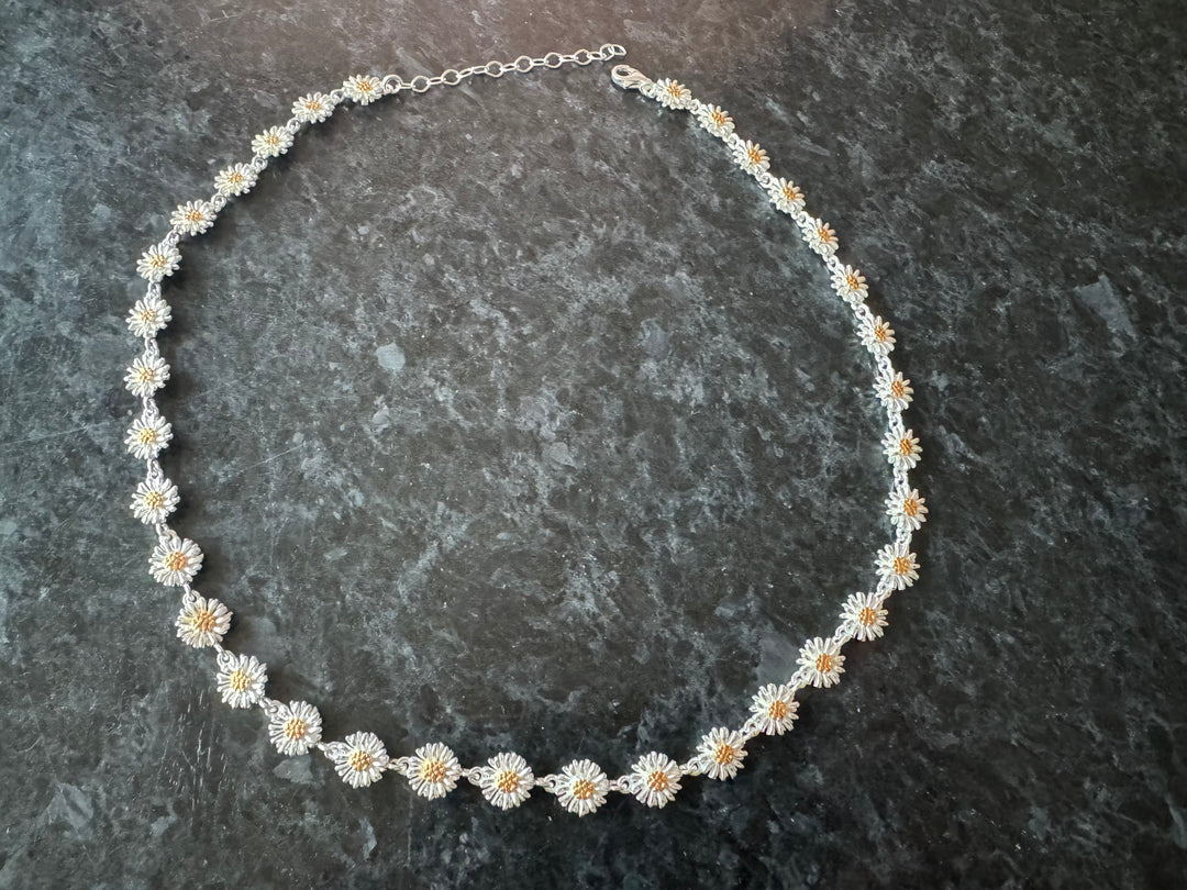 Daisy Chain Necklace