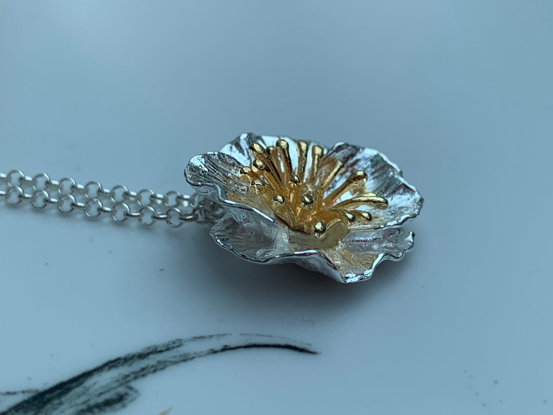 Poppy Pendant