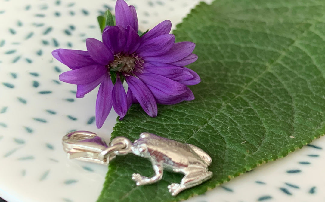 Little Frog Charm