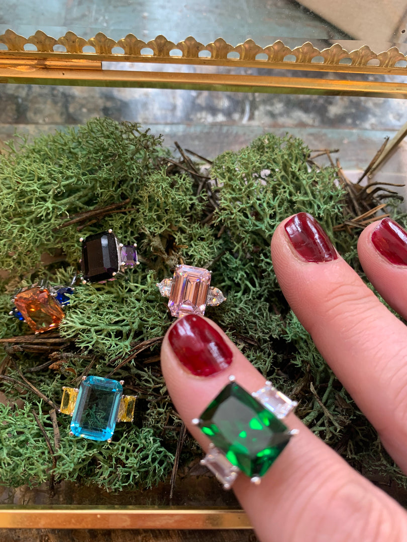 Iris Ring