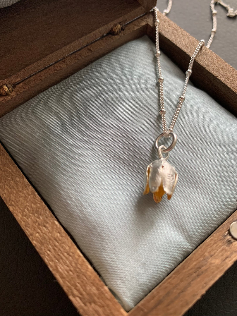 Tulip Earrings