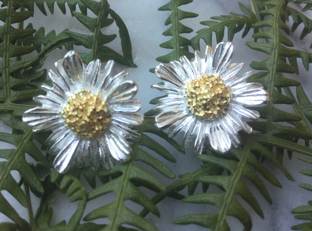 Daisy Stud Earrings