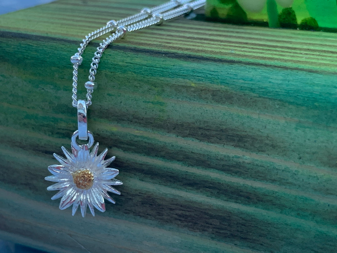 Aster Pendant