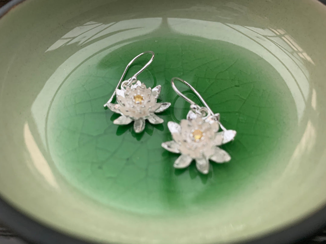 Chrysanthemum Earrings