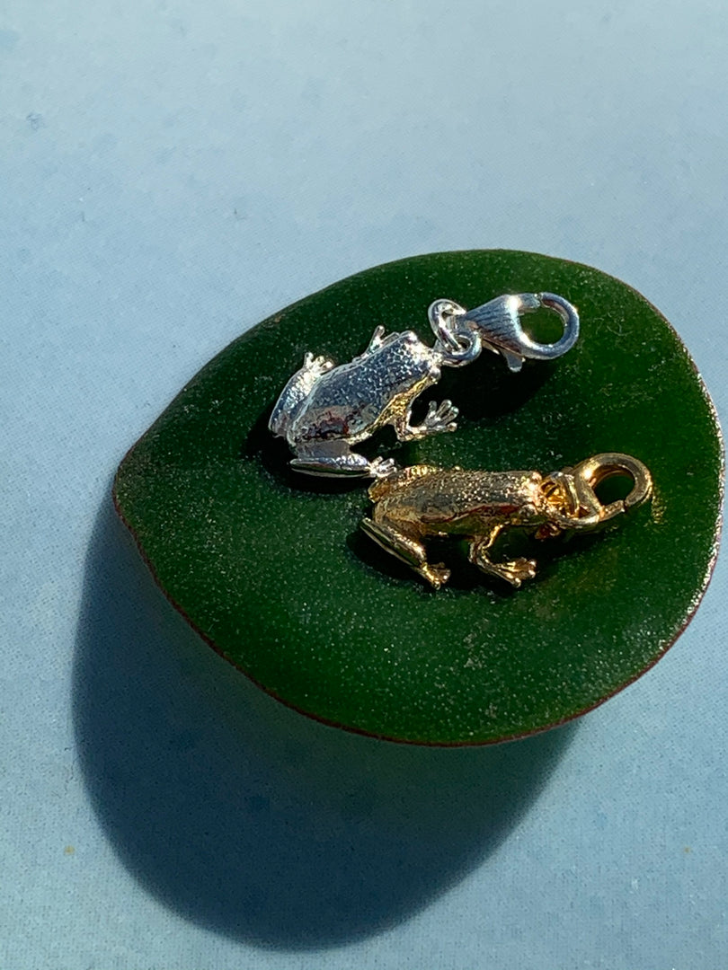Little Frog Charm