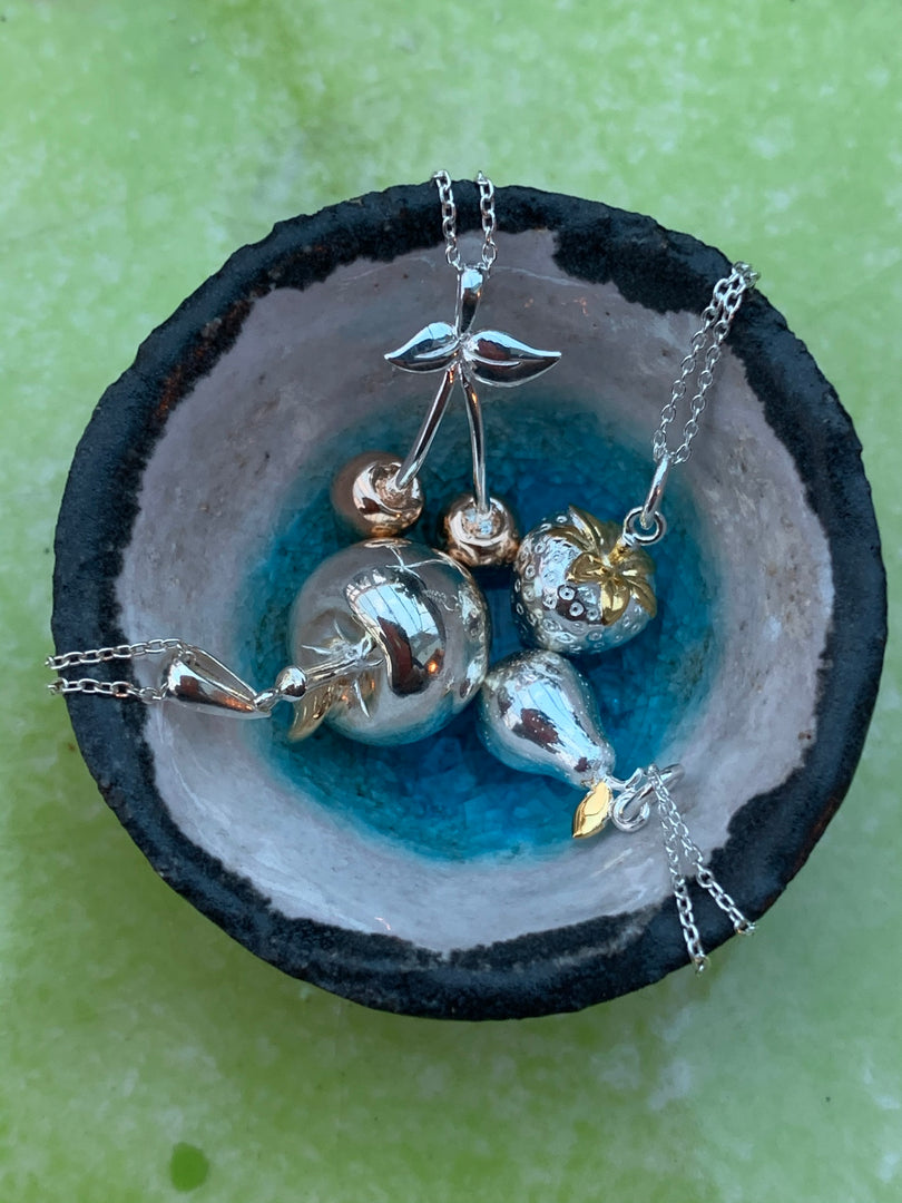 Apple Pendant