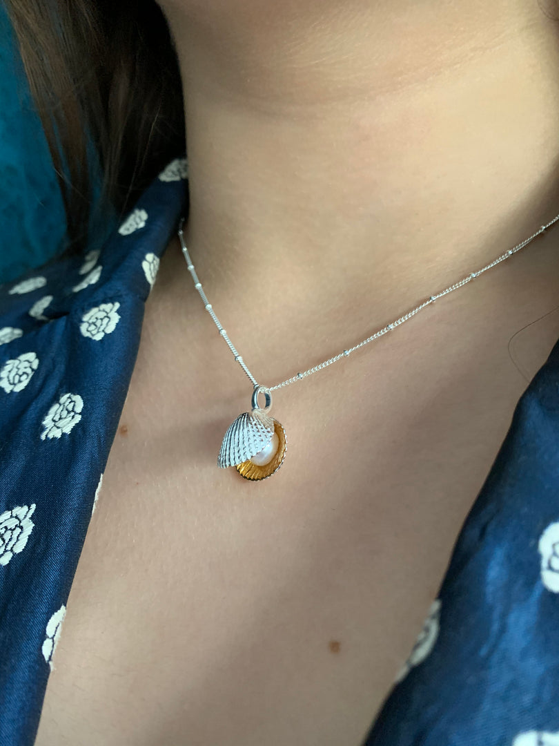 Shell with Pearl Pendant