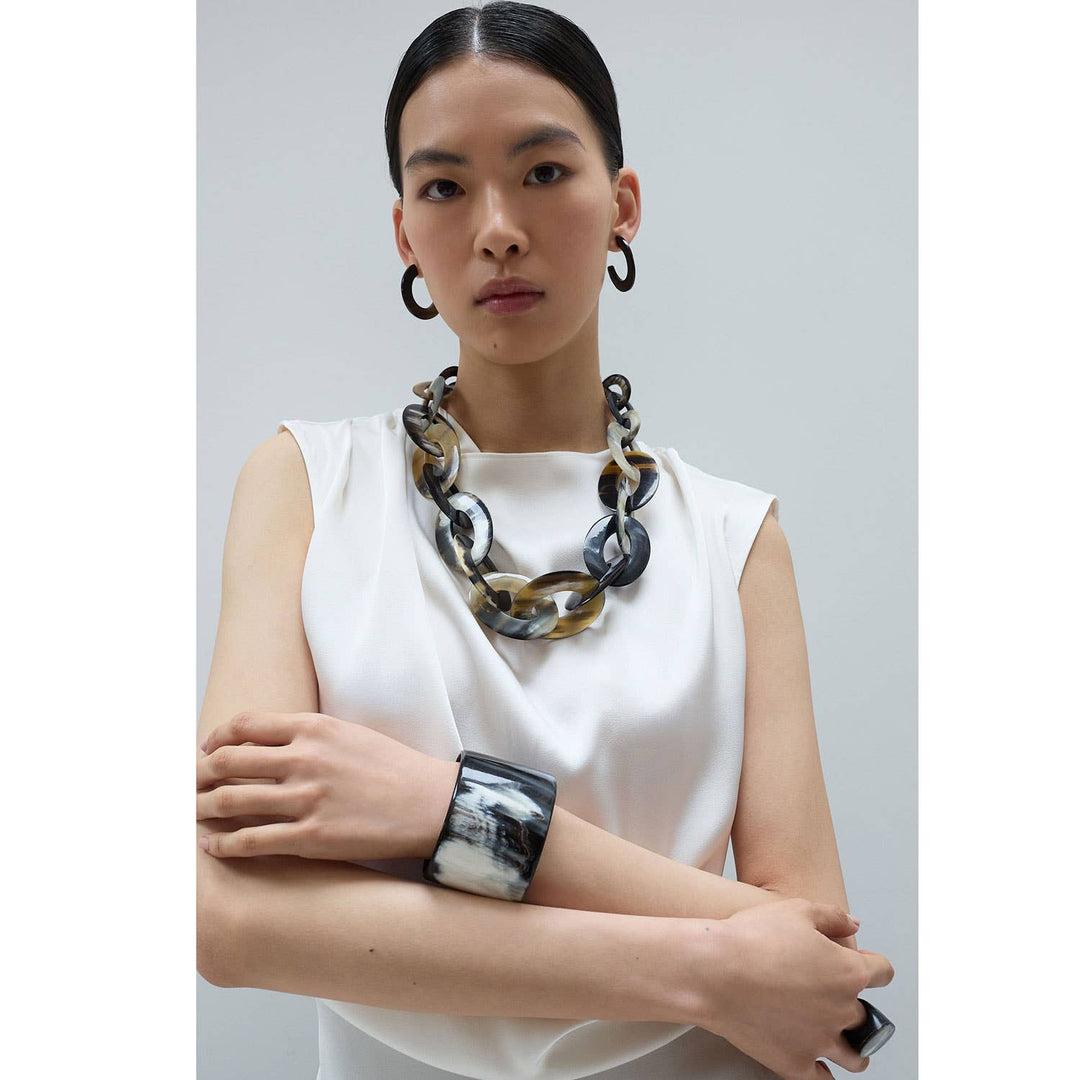 Black natural Oval Link horn Necklace jewelry gift for Women