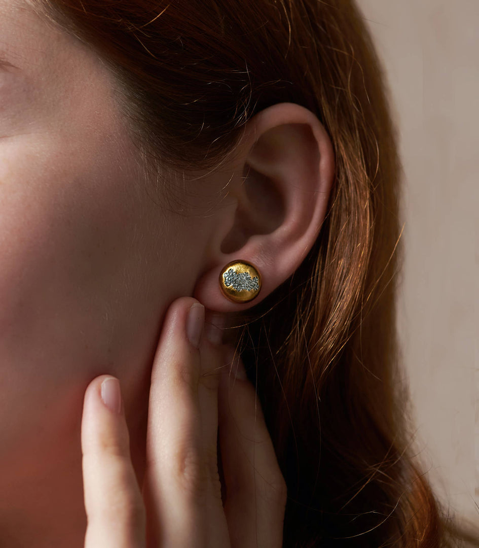 Duat Stud Earrings