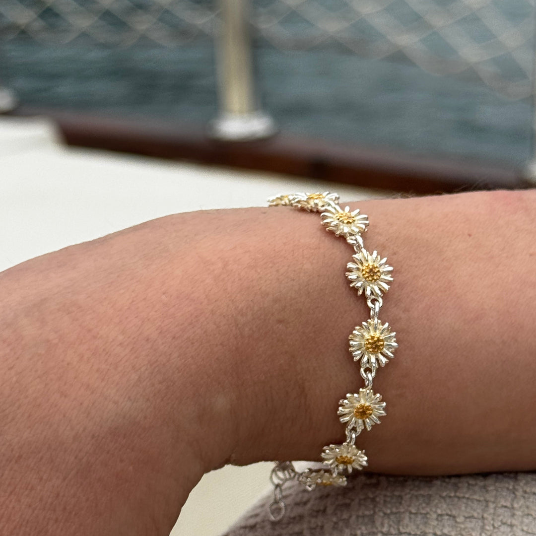 Daisy Chain Bracelet