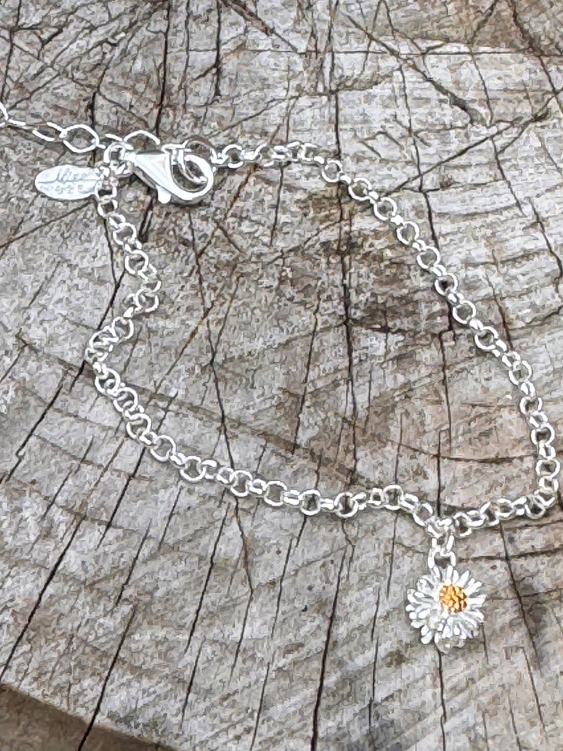 Daisy Charm Bracelet