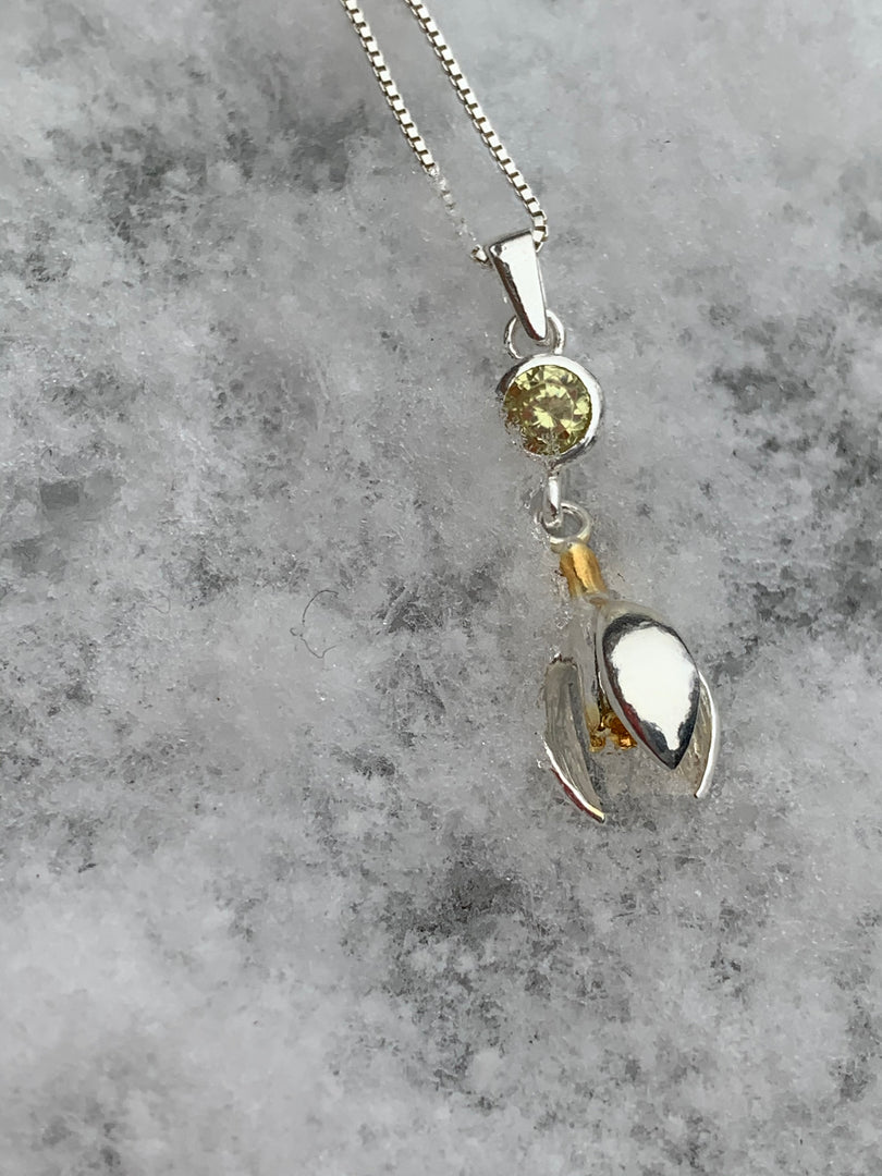 Snowdrop Pendant with Garnet and Peridot