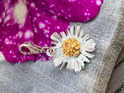 Daisy Charm