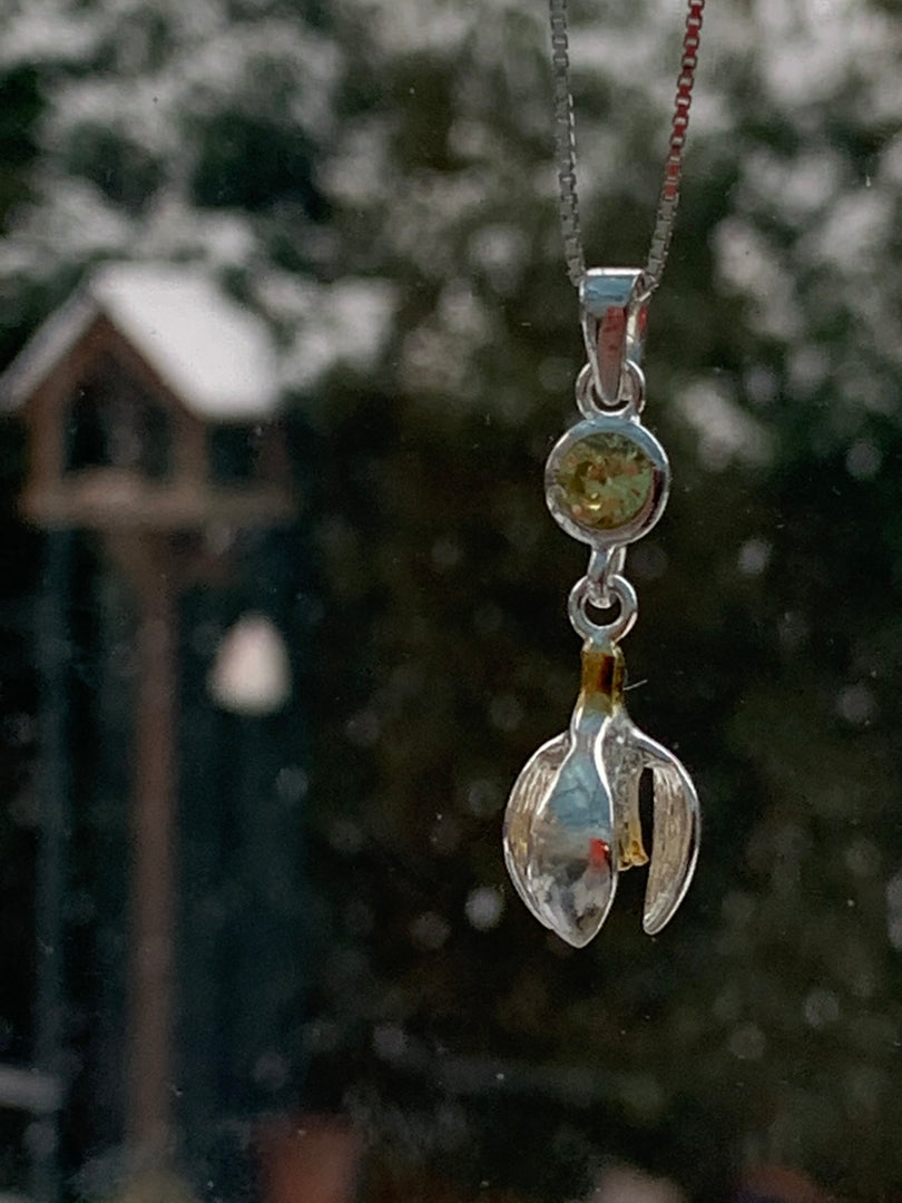 Snowdrop Pendant with Garnet and Peridot