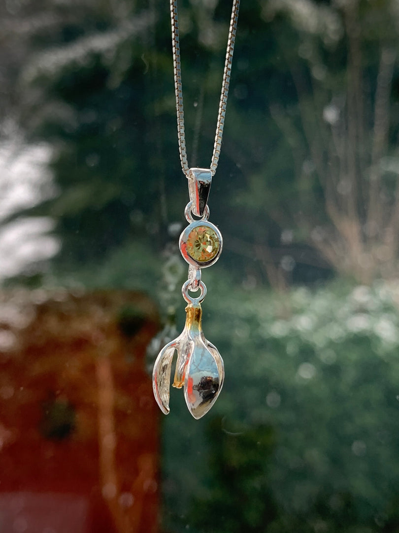 Snowdrop Pendant with Garnet and Peridot