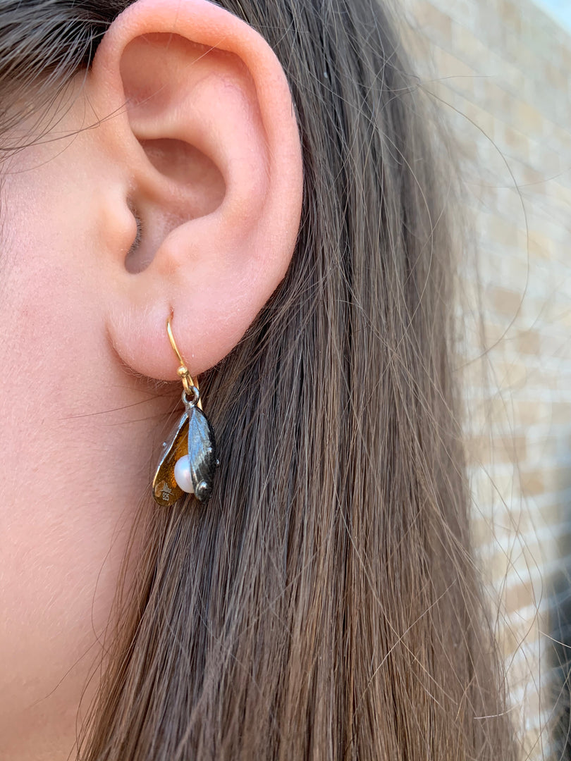 Little Mussel Earrings